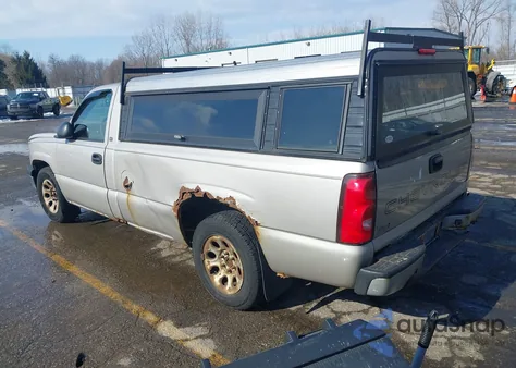 2005 Chevrolet Silverado 1500 Work Truck z USA, uszkodzony, nr VIN 1GCEC14X85Z310541
